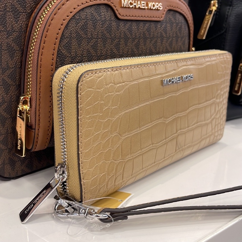 Michael Kors Large Jet Set Travel Continental Wristlet Phone Holder Case Wallet - Picture 6 of 16